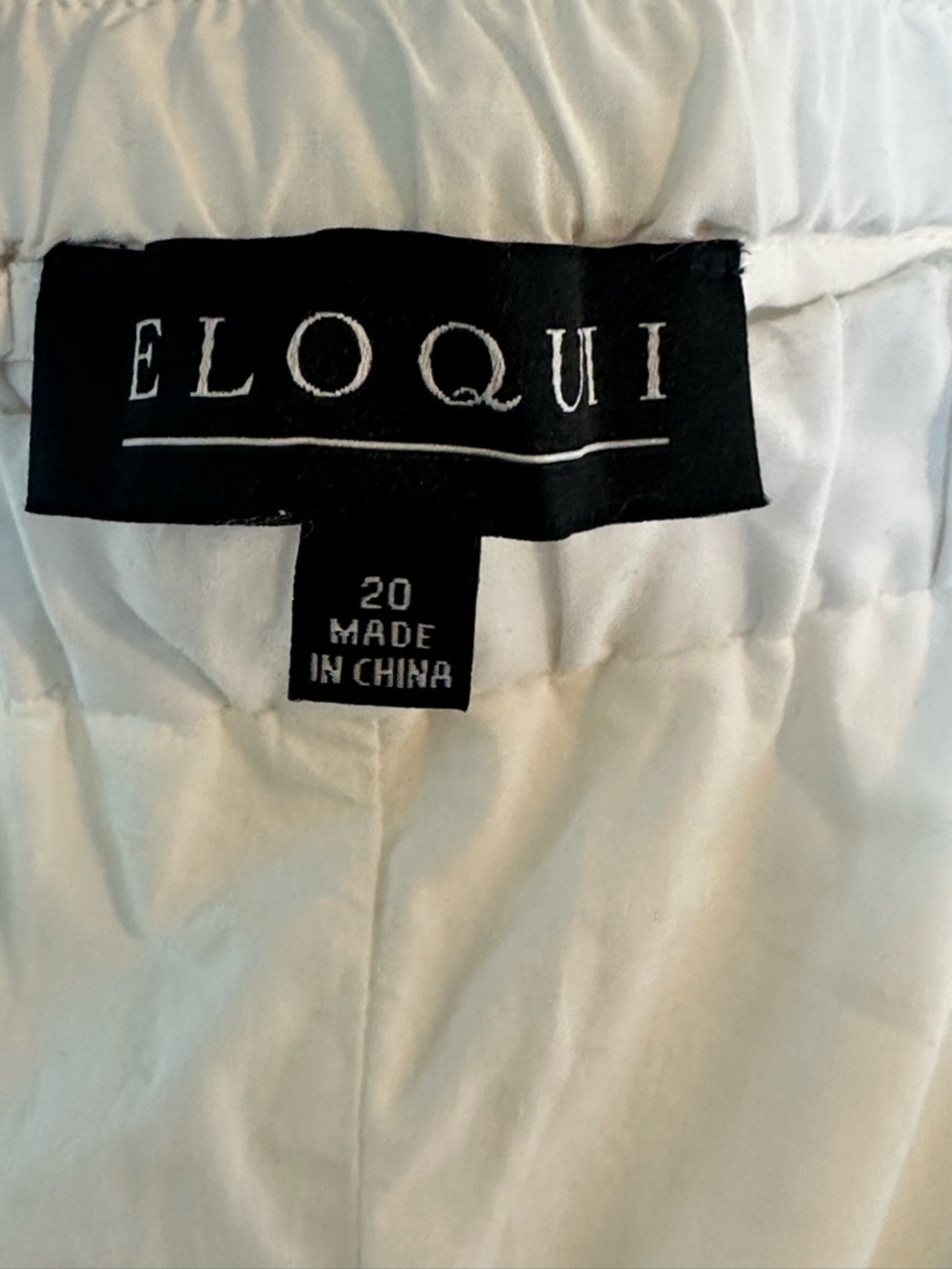 NEW ELOQUII Cotton White Pleated Eyelet Beachy Coastal Shorts, Size 20 - Picture 3 of 8